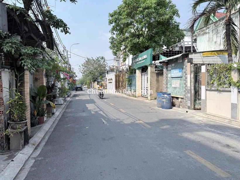 BÁN NHÀ ĐẤT VITRÍ ĐẸP–ĐƯỜNG 215, P. TÂN PHÚ,QUẬN 9