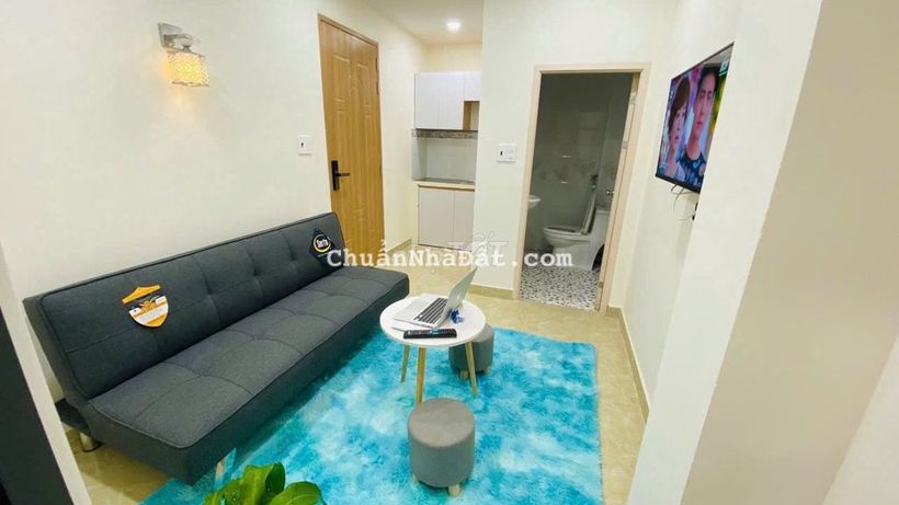 CHO THUÊ PHÒNG TRỌ TÁCH BẾP 1 PHÒNG NGỦ RỘNG THANG MÁY