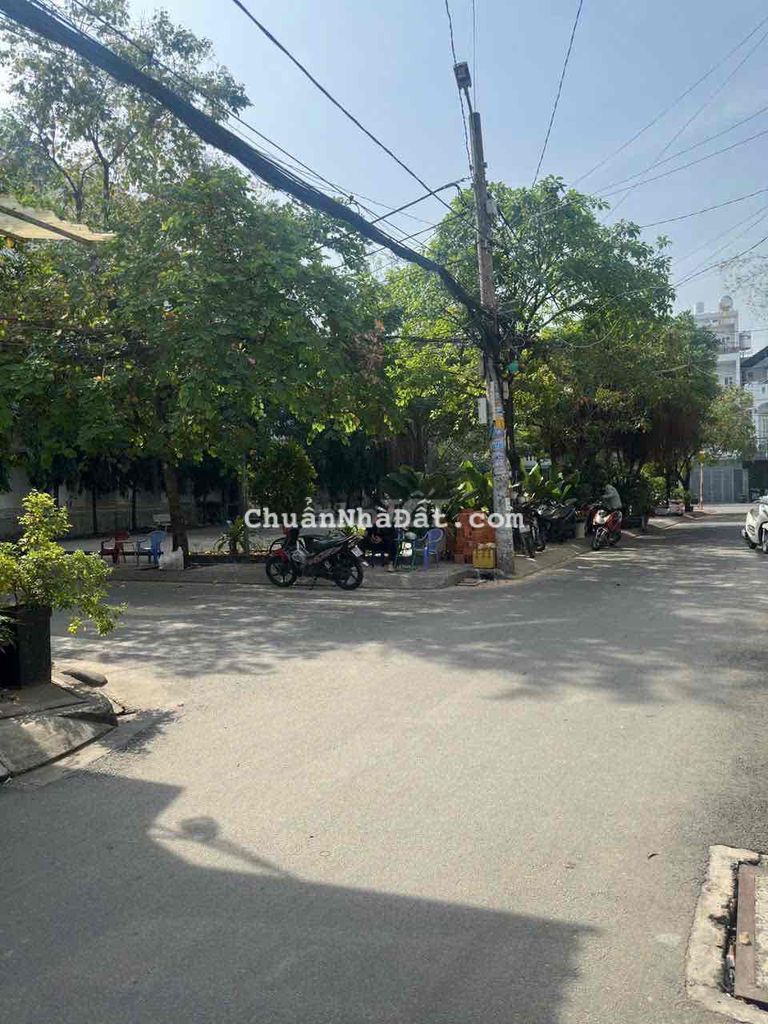 Hẻm 7 mét - Bùi Đình Tuý- 4x30- SHR vuông vức