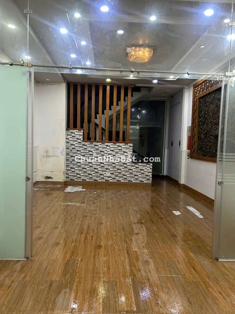 7 tỷ 800 thương lượng, nhà 4 tầng mặt tiền, diện tích : 5,3 × 16