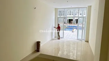 Bán shophouse mặt tiền hồ bơi cc Dreamhome Palace Q8 cho thuê ngay 9tr