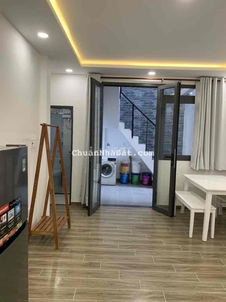 CĂN HỘ FULL NỘI THẤT HIỆN ĐẠI NGÃ TƯ PHÚ NHUẬN