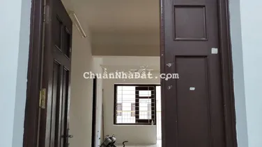 Cần bán căn 215 tòa CT2A KĐT Mễ Trì Hạ 85m2 2N 1VS, là căn góc