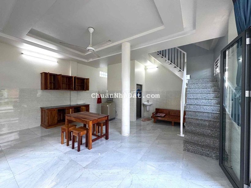 CHO THUÊ NHÀ LẦU NỘI THẤT KDC CỬU LONG GẦN CHỢ BÀ BỘ