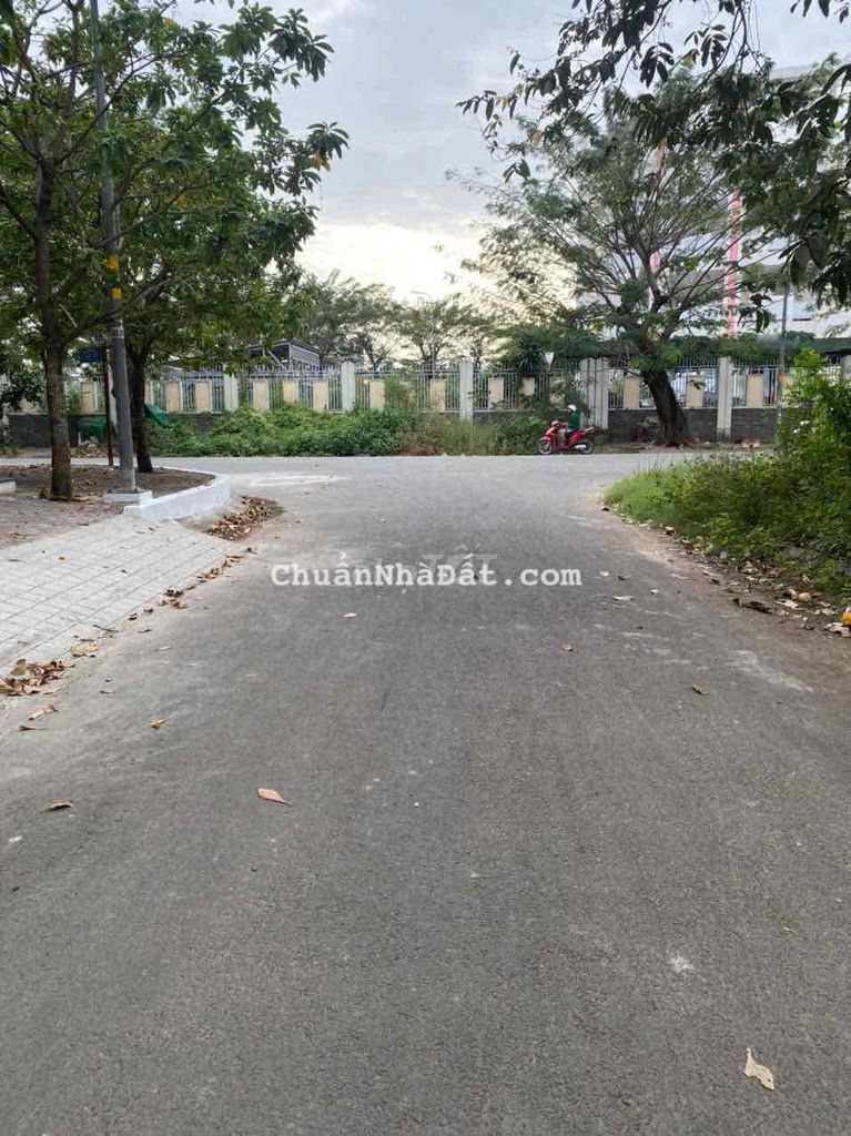 BÁN LÔ ĐẤT KHU DÂN CƯ 13E. KẾ TRƯỜNG ĐẠI HỌC KINH TẾ.