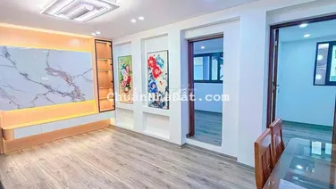 Bán nhà tập thể phố Phương Mai nhà đẹp 3 thoáng 3 ngủ 2 WC sổ CC có TL