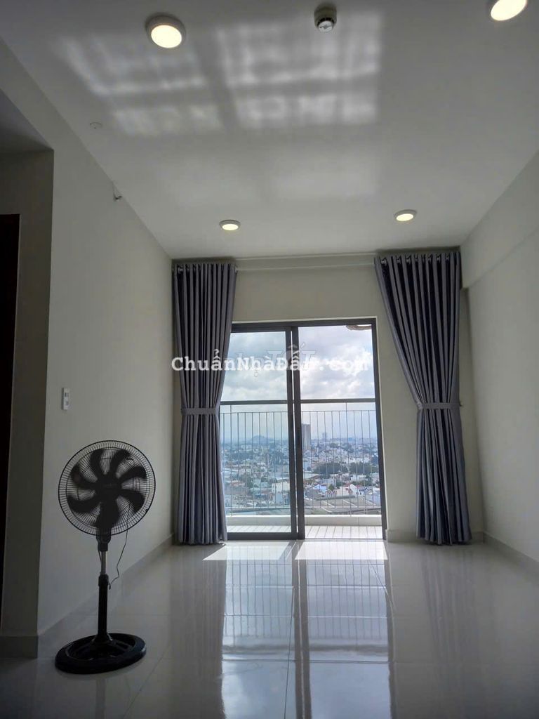 CHO THUÊ NEWLAVIDA 62M2 2PN CHỈ 5 TRIỆU, HỒ BƠI PREE, MẶT TIỀN DT743C
