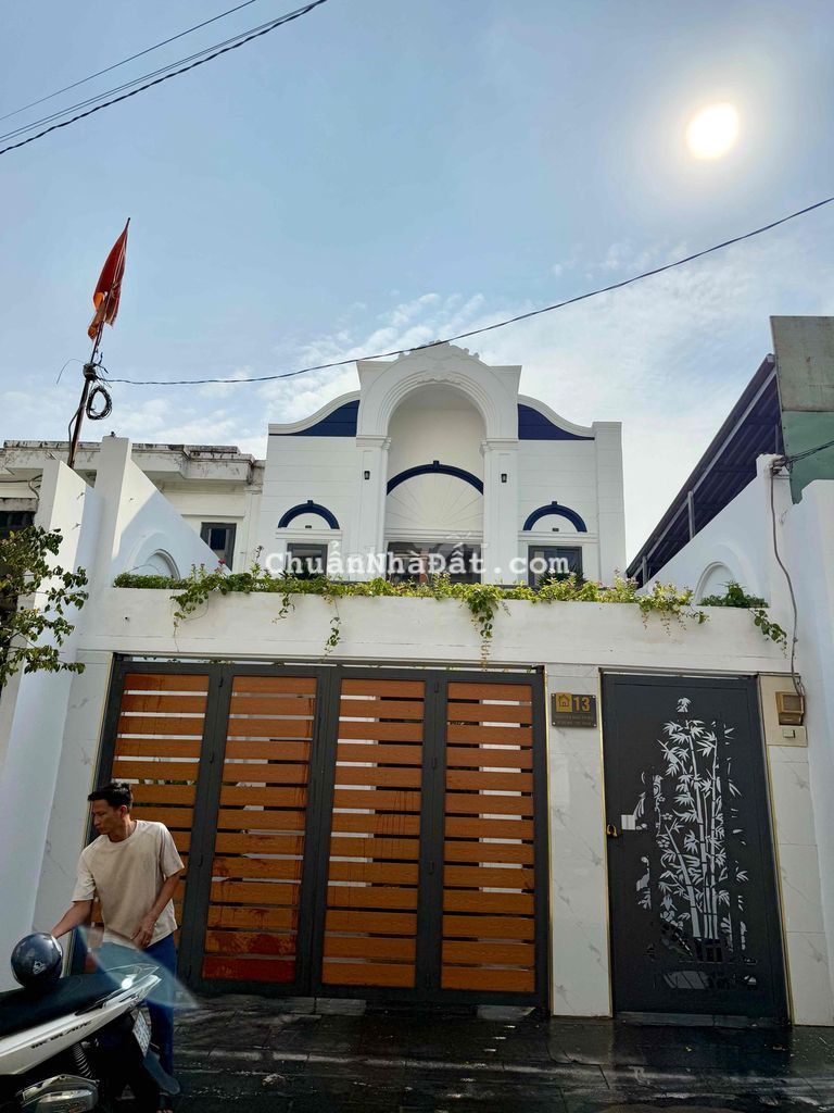 NHÀ MỚI MẶT TIỀN NGANG 6m 1 Trệt 1 Lầu Sổ Riêng CÓ THƯƠNG LƯỢNG