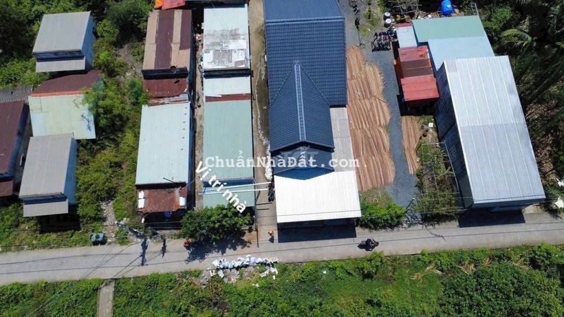 bán nhà c4 kế chợ Phước khánh, lộ oto nhà 3 mặt tiền, thổ cư 100%