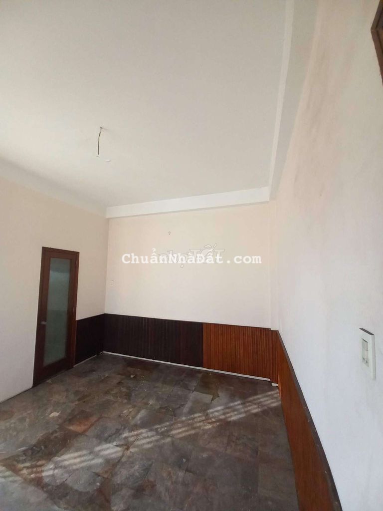 Cho thuê phòng nhà nguyên căn mặt tiền quốc lộ