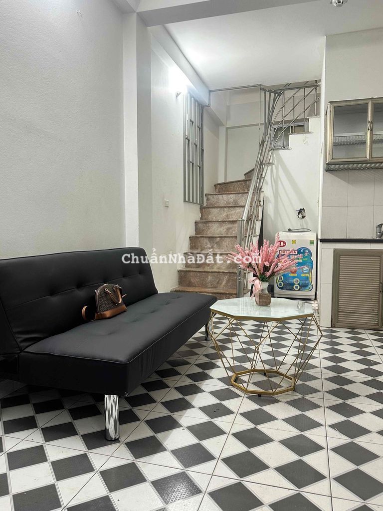 Phòng trọ ngõ nông ,gần chợ ,siêu thị ,vô vàn tiện ích