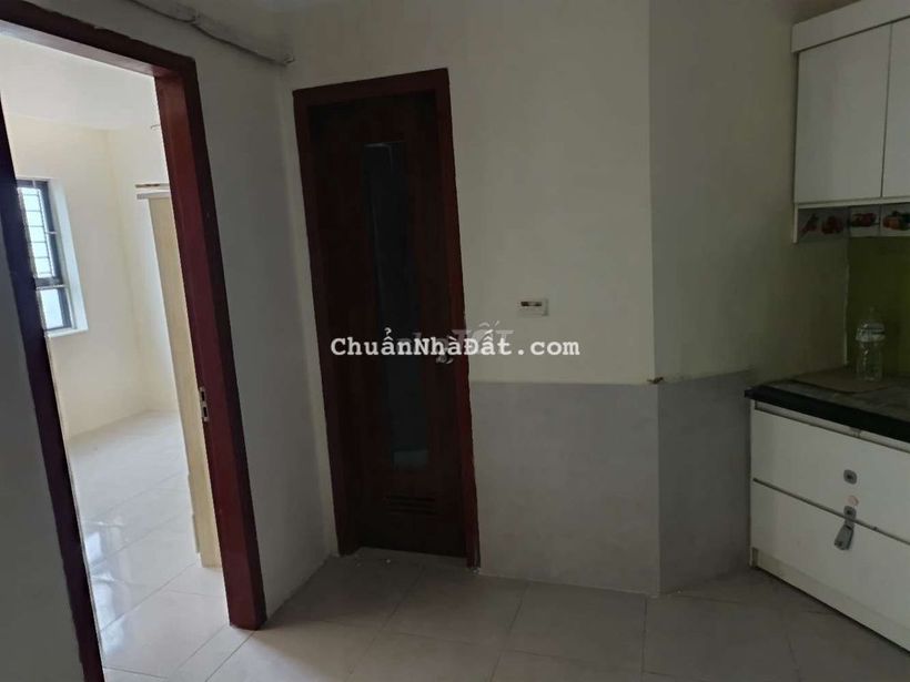 Cho thuê căn hộ chung cư vp6 linh đàm