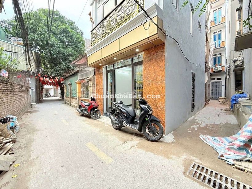 Ngọc Hồi,gần bệnh viện Nội Tiết,35m 5 tầng,4.2 tỷ