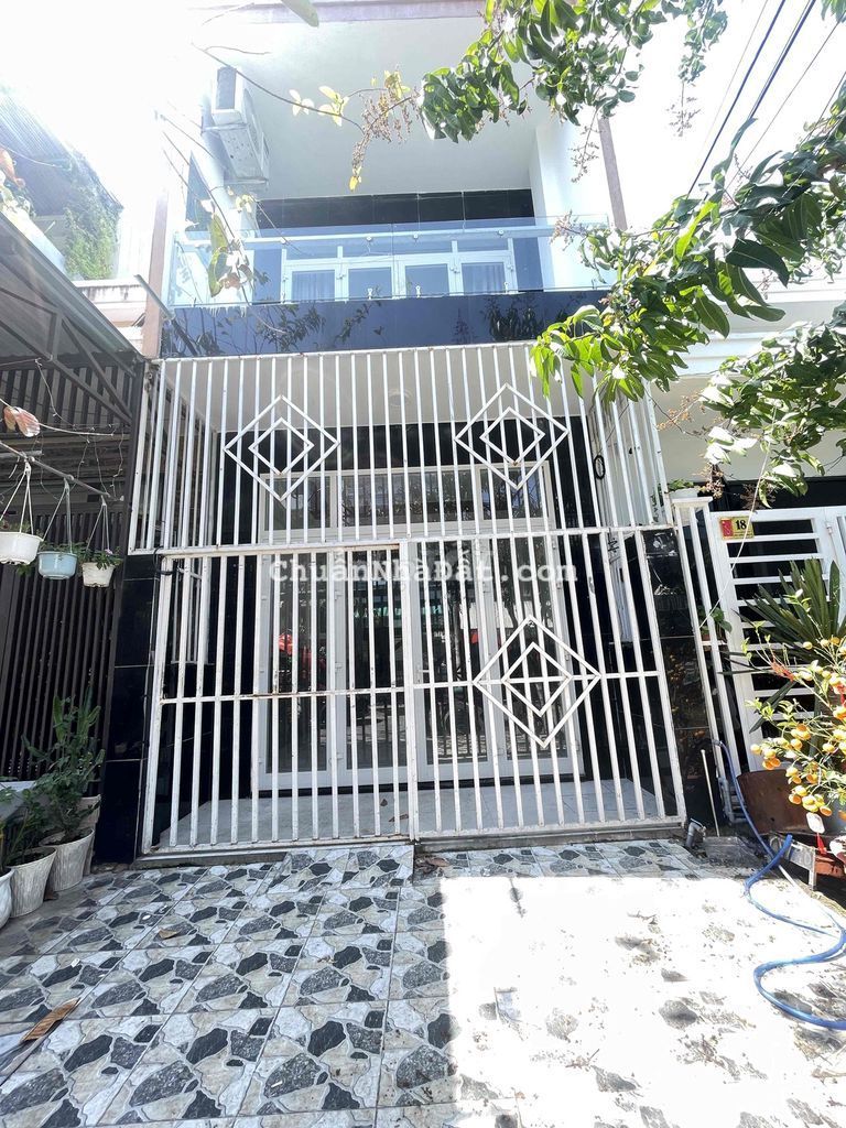 bán nhà 2tầng nại hiên đông sơn trà giá 6ty6 lh *** An