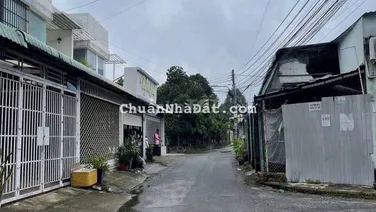 Cho Thuê Nhà 1 Lầu 1 Trệt 2pn 2wc Phường Phú Hoà TDM Bình Dương.