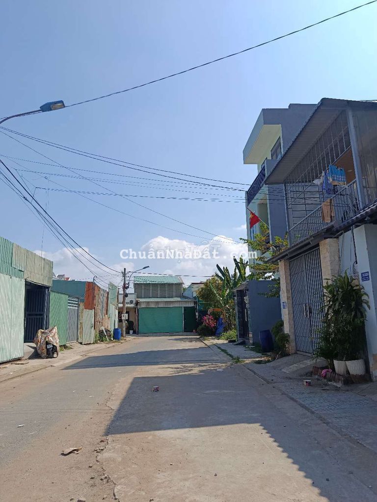 Bán nhà mới Trường lưu 60m2 4 lầu giá 4.9 tỷ