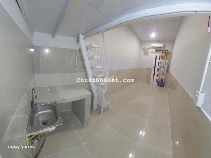 Phòng trọ gần AEON Quận 8, có gác, máy lạnh,an ninh, 3tr500