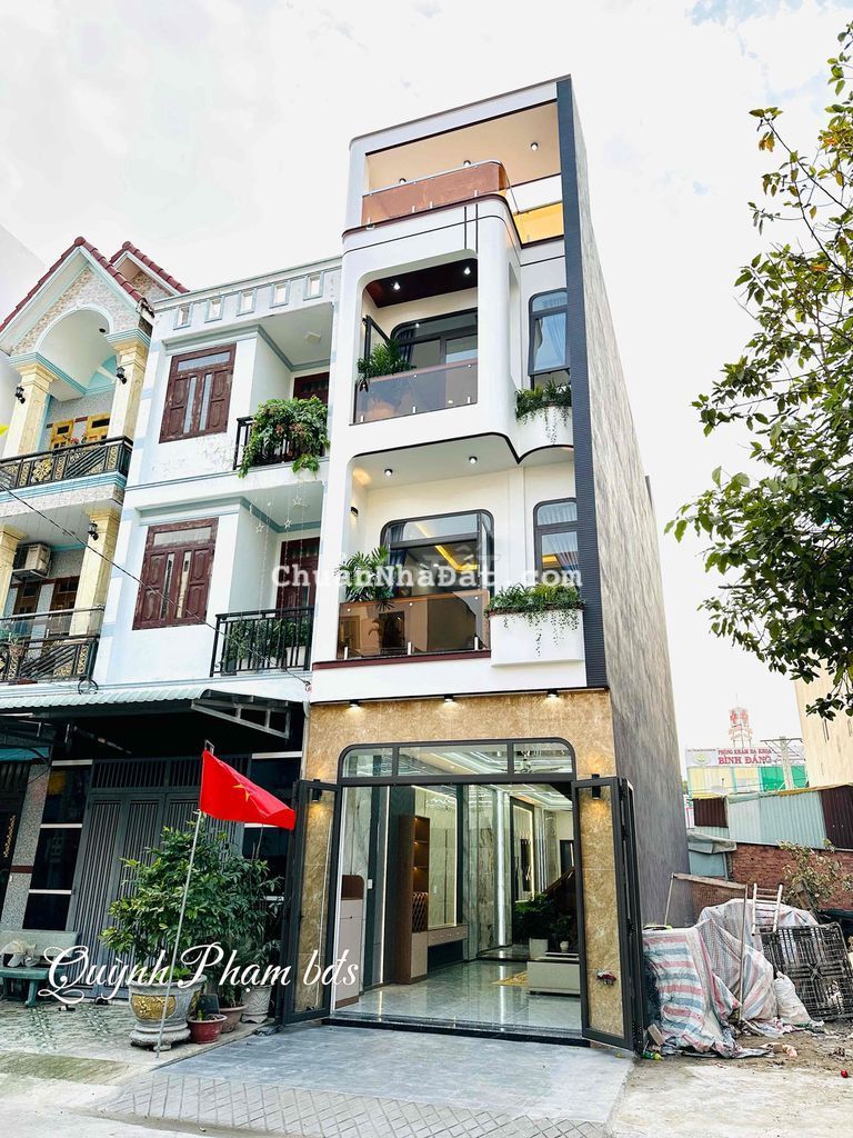5.9 Tỷ Bán Nhà 3 Tầng Bình Hoà gần Vincom 550 - chợ đầu mối Thủ Đức