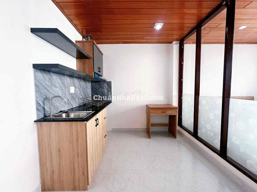 phòng trọ mới xây có ban công 30m2 đg Thống Nhất , Gò Vấp