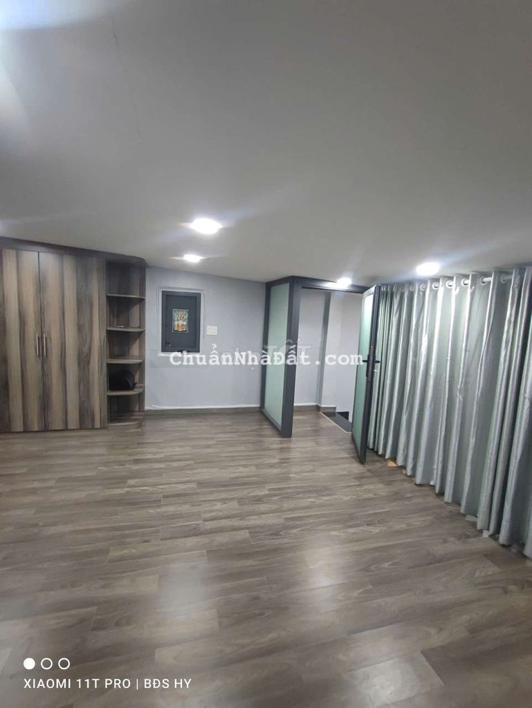 Nhà đẹp fun nội thất đs4 HBP ngang 5m 9tr/ tháng