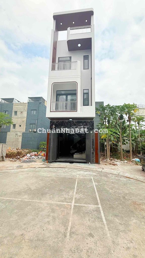 Nhà phố Lộc Phát 22/12 EON BD