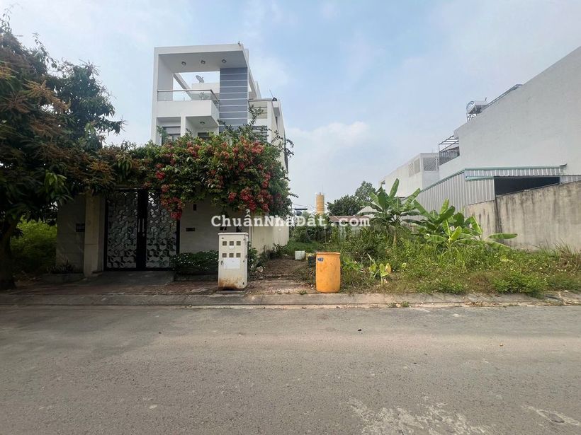 Bán Miếng Đất Trong KDC Vĩnh Phú 1_ Đường 8M_ Dân Đông Tiện Ích Nhiều