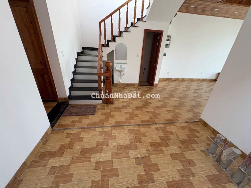 Căn hộ cho thuê full nội thất gần cổng trường đại học FPT giá 4.2tr