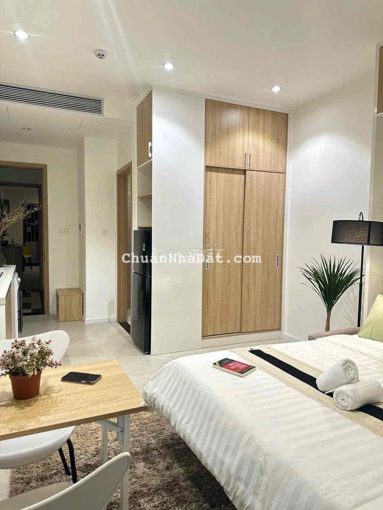 CĂN HỘ STUDIO BAN CÔNG TÁCH BẾP FULL NỘI THẤT NGAY HOÀNG HOA THÁM 🔥