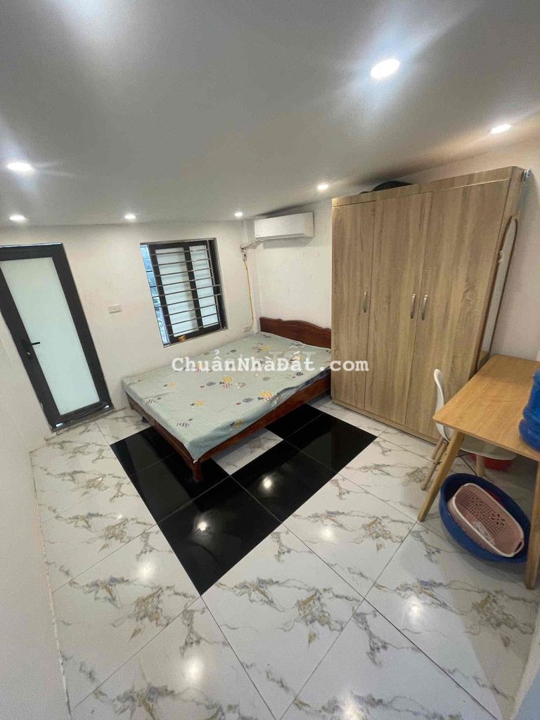 phòng trọ  20 m đương nguyễn văn linh