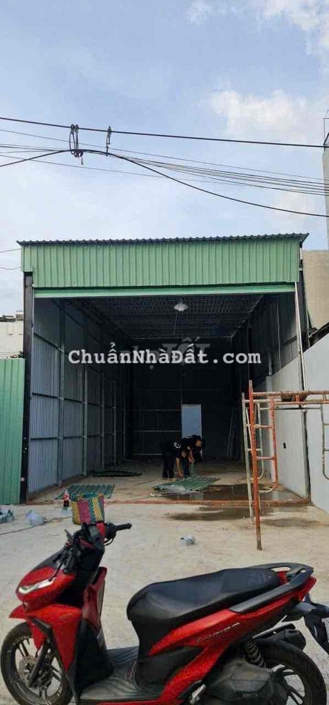 bán gấp nhà cấp 4 ngay Lê Trọng Tấn 190m2