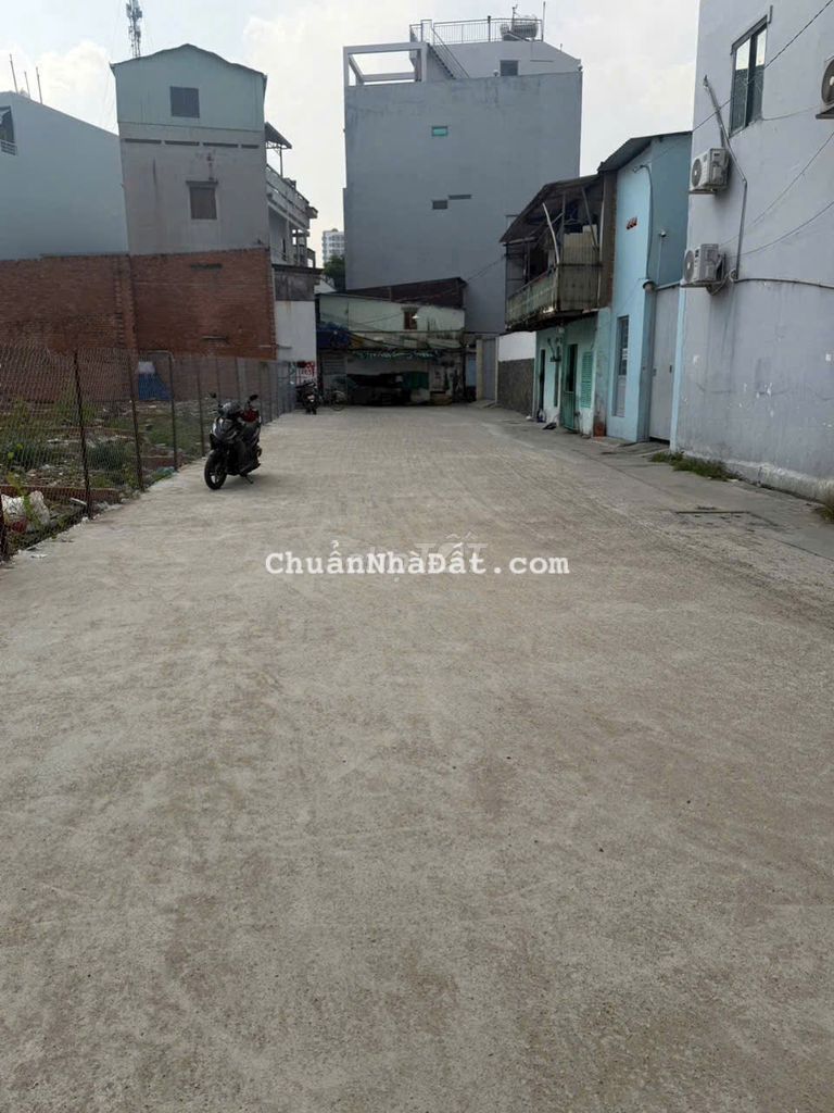 ĐẤT ĐẸP NGAY ĐẦM SEN Q11 GIÁ TỐT