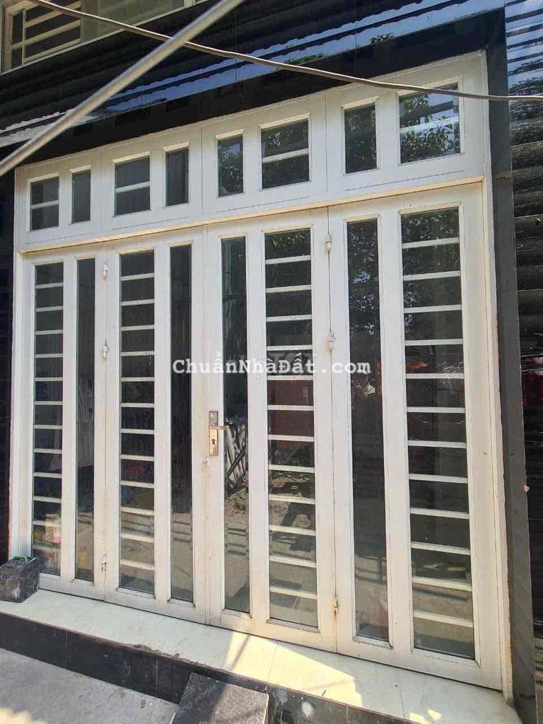 BÁN NHÀ 2 TẦNG 52 m2 GIÁ CHỈ 3 TỶ SHR KHU DÂN CƯ HIỆN HỮU P7 QUẬN 8