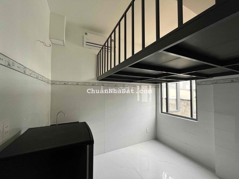 Cho thuê phòng có gác cửa sổ ngay đại học công nghiệp