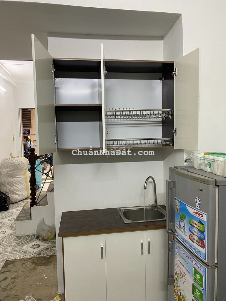 Cho thuê ngắn dài hạn nhiều phòng khép kín có nội thất cơ bản, ở ngay