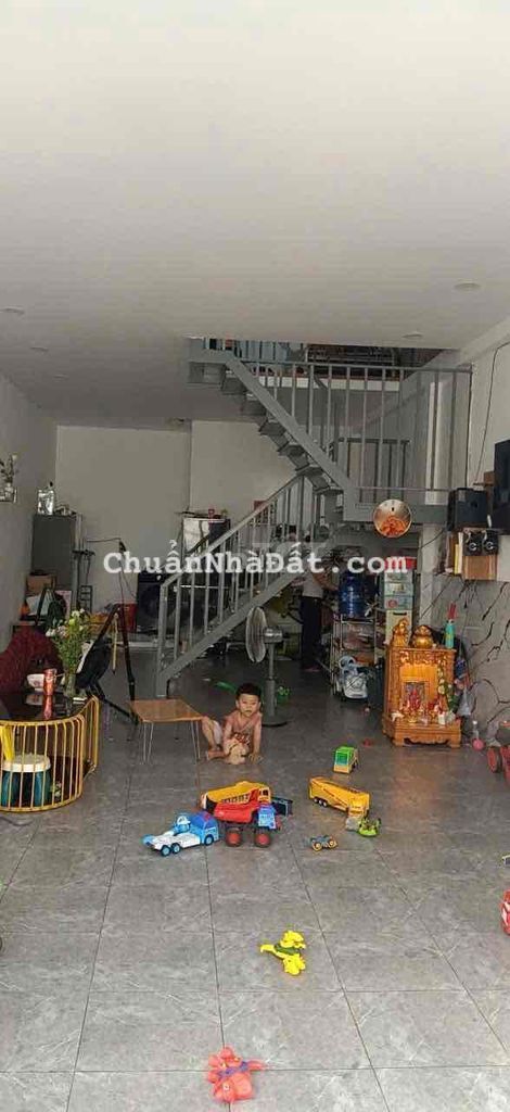 Tỉnh Lộ 10 - Nhà 2tầng - 50m2 - hẻm 4m - nhà mới - 3tỷ hơn