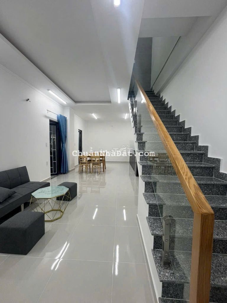 Nhà full nội thất như ảnh KĐT Oasis City cho thuê