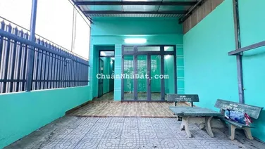 Nhà Ngộp sát kcn Tân Đức dt 5x21m giá 1ty650