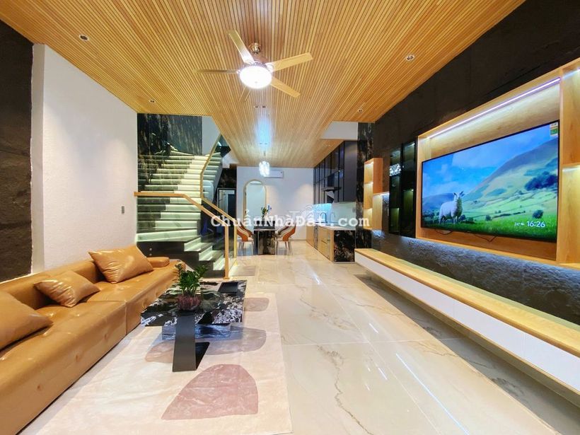 BÁN NHÀ 3 TẦNG HIỆN ĐẠI MỚI XÂY XONG - KHU  VIP , HOÀ XUÂN,ĐÀ NẴNG