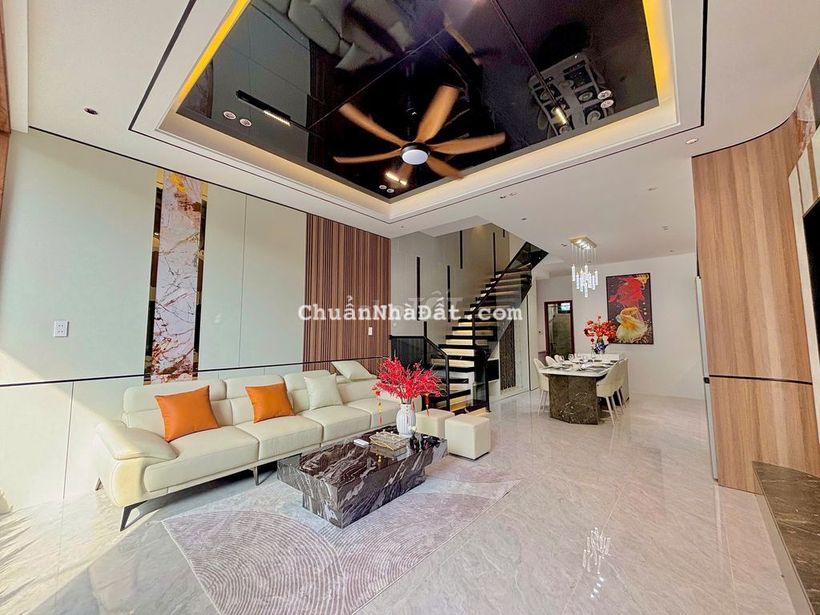 CẦN BÁN SIÊU PHẨM 3 TẦNG KHU VIP GẦN CẦU HOÀ XUÂN, TP ĐÀ NẴNG