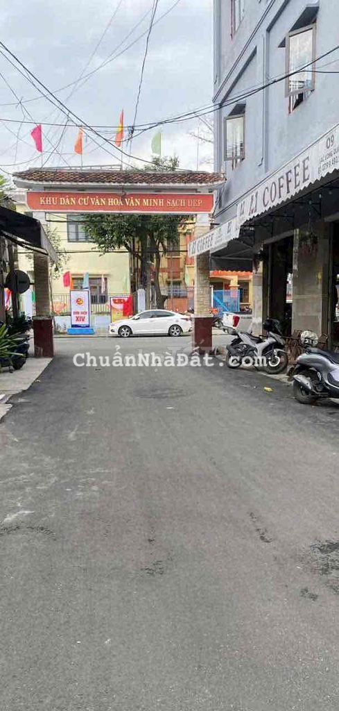 Bán lô đất kiệt ôtto 6m đổ nhựa Lạc Long Quân đối diênn Uỷ Ban Phường