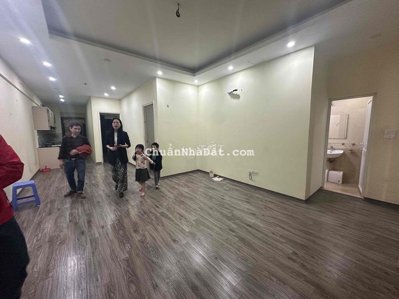 Chính chủ cẩn cho thuê căn hộ 95m2 tại toà C2 Xuân Đỉnh