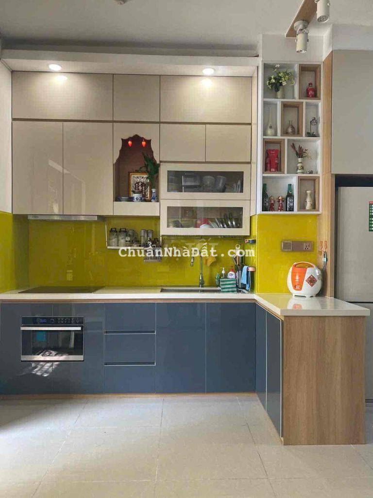 Bán căn hộ Era Town, sổ hồng, 2pn giá 3 tỷ 3