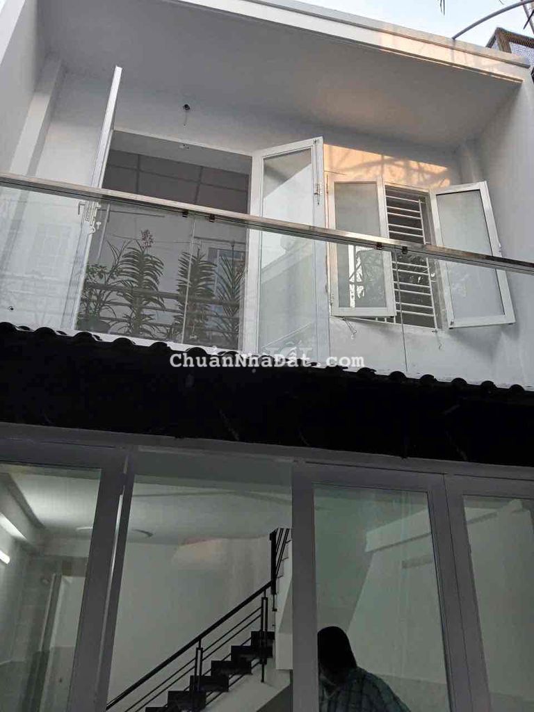 nhà đường số 9, 4x12m trệt lầu mới 90%. 3.25 tỷ tl