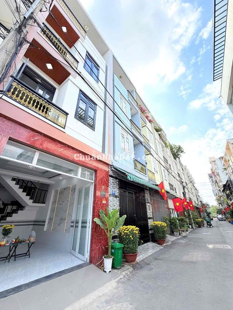 NHÀ PHỐ KHU PHÂN LÔ ĐỒNG BỘ HẺM 6M ĐÚC 3 TẤM 5 PHÒNG NGỦ 5 TOLET . Q12