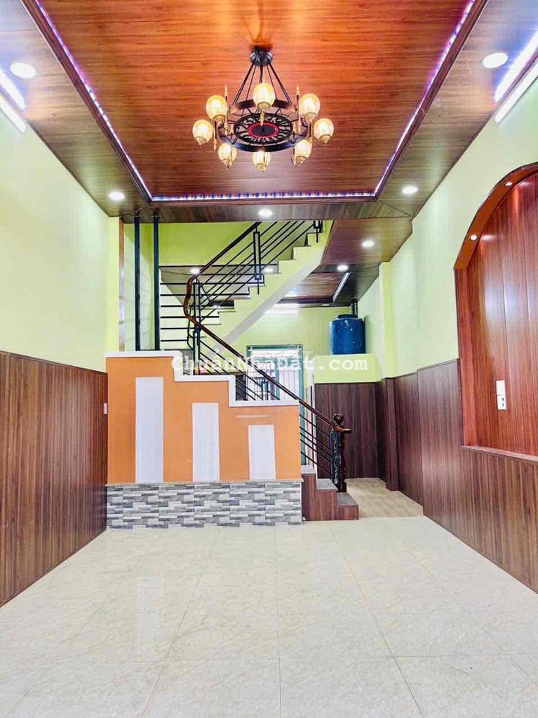 2MT TRƯỚC SAU - HẺM XE TẢI 6M - KO LỘ GIỚI - 4M2 X 15M - NGAY CHỢ