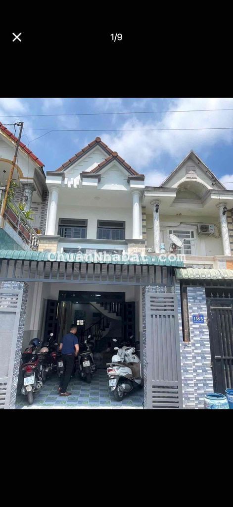 nhà mặt riền buôn bán nhỏ - 1 lầu 1 trệt đường xe ô tô tại tp dĩ an.