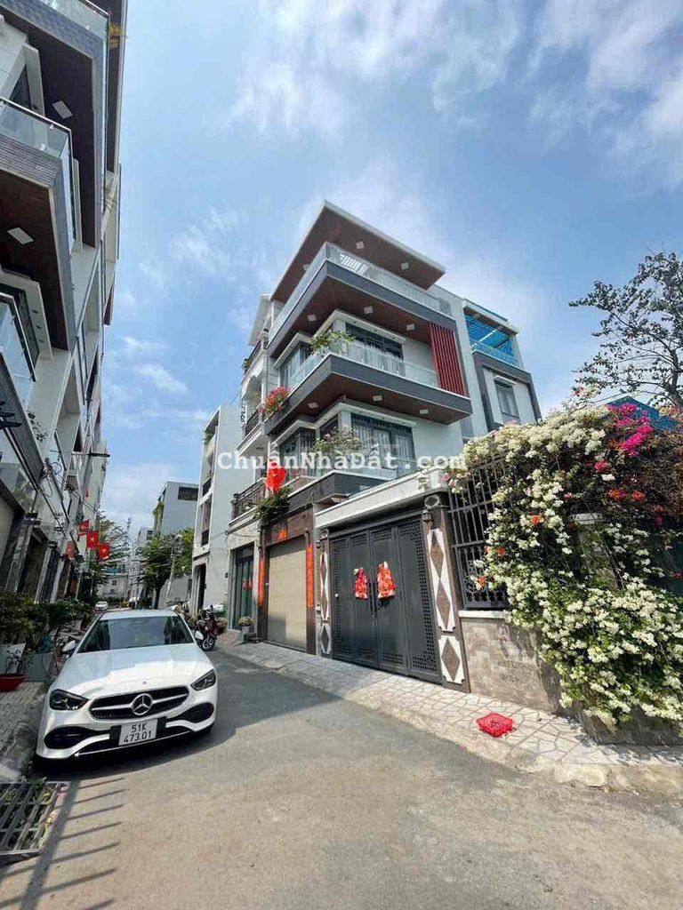 BÁN NHÀ PHỐ - SÂN VƯỜN TUYỆT ĐẸP- ĐÀO TÔNG NGUYÊN -NHÀ BÈ