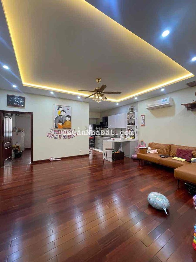 Rất lãi , bán căn hộ 80m2 tt Kim Liên tầng 1 sổ đỏ to đùng x3 tài sản