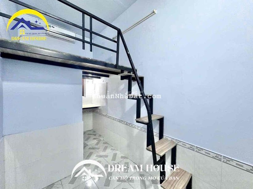 CHO THUÊ PHÒNG CÓ GÁC RỘNG THOÁNG CÁCH ĐẠI HỌC VĂN HIẾN 1KM