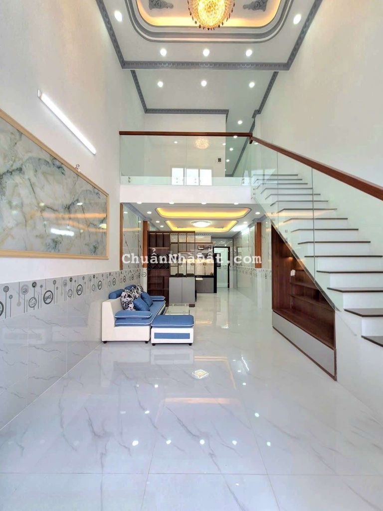 Bán nhà 76m - 4,9 tỷ sát mặt tiền Huỳnh Tấn Phát